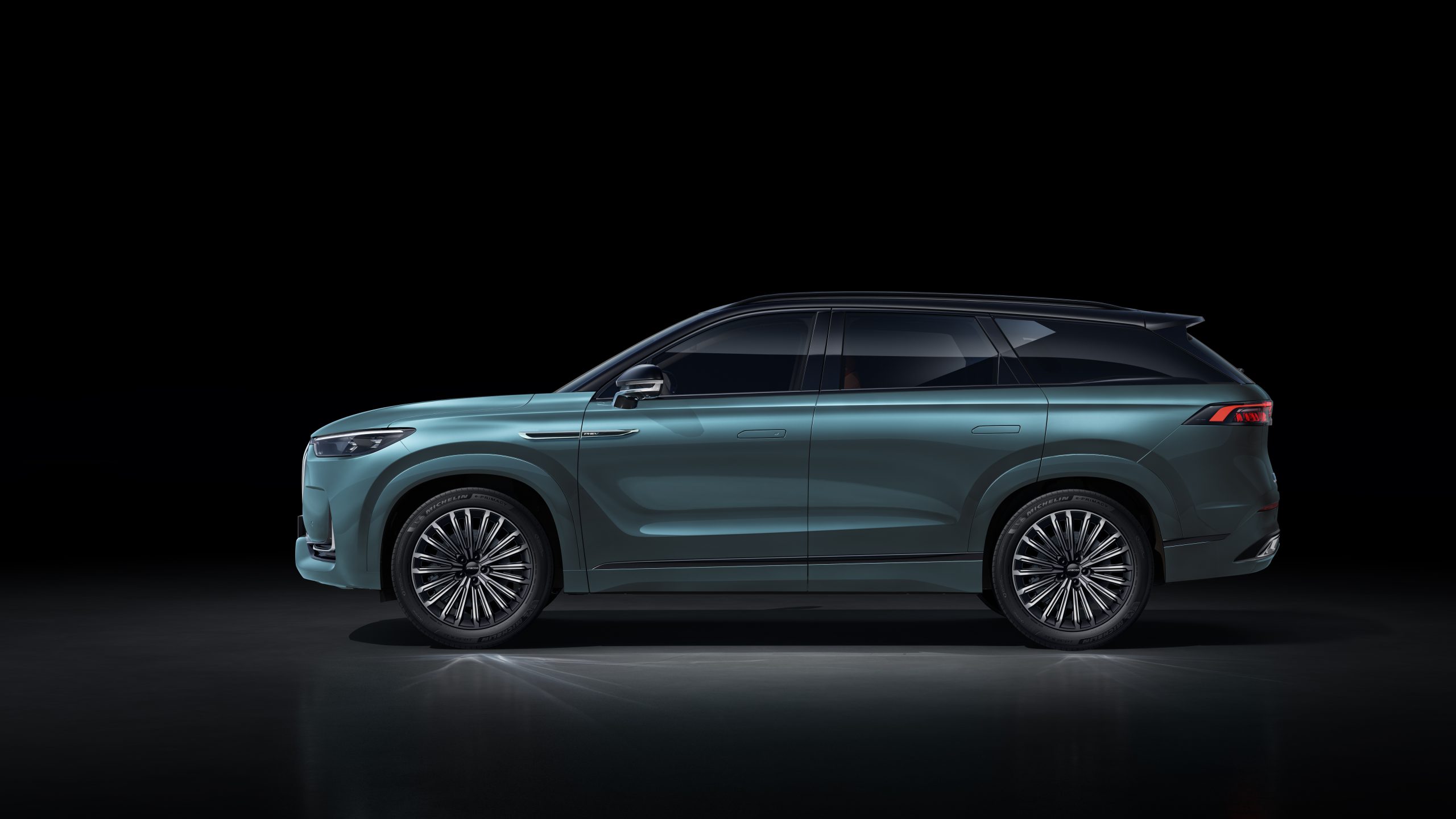 jaecoo-8-shs-p-lato-3